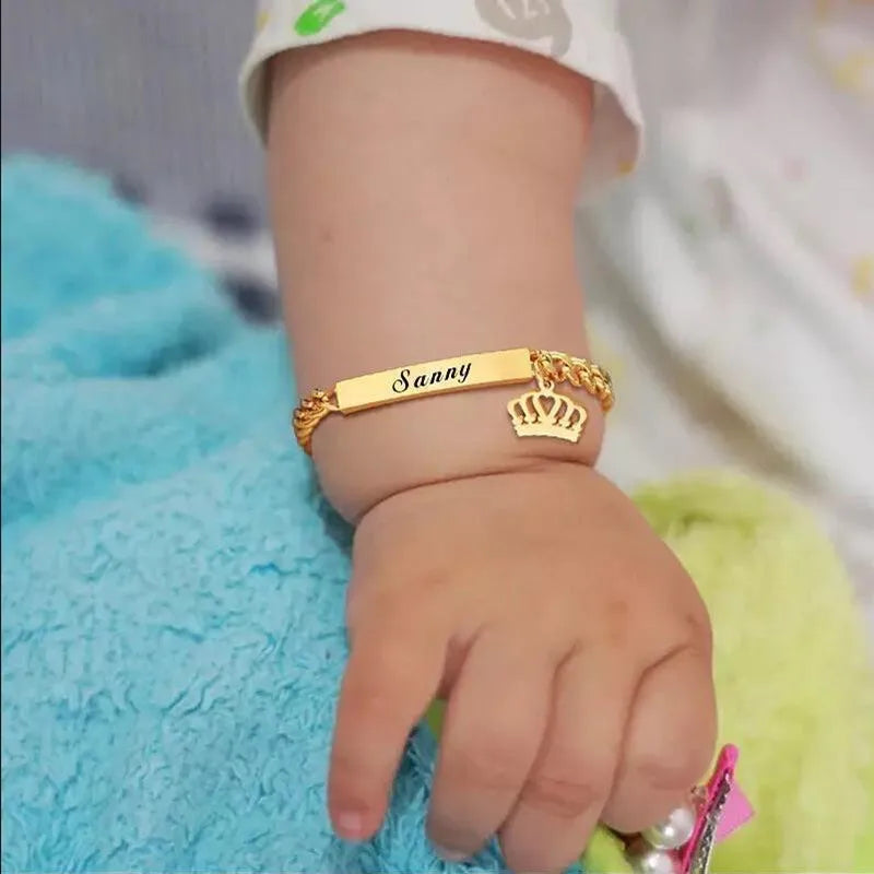 DUOYING Custom Name Newborn Bracelet Personalized Baby ID Engraved Bracelet Engraved Letter Pendant Bangles For Kids Jewelry