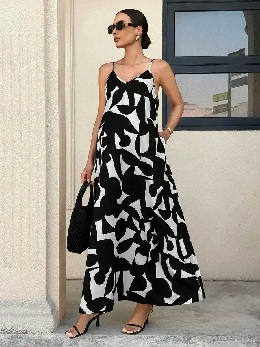 Elegant Black And White Geometric Print V-Neck Sleeveless Maternity Maxi Dress For Summer Holiday Casual Outing