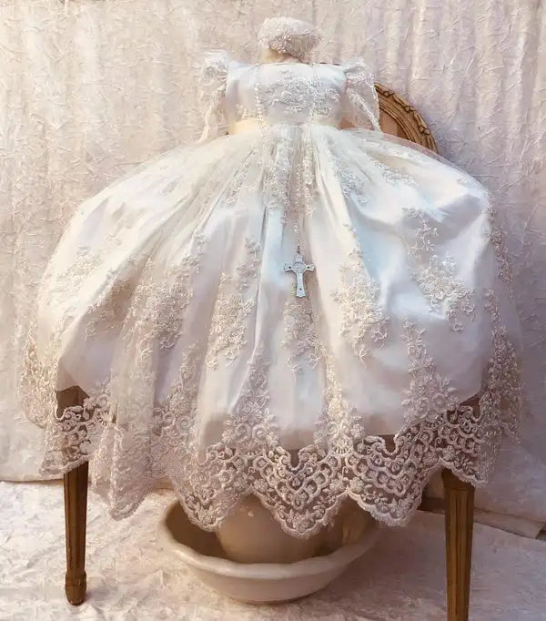 Beaded Lace Christening Gowns for Girls Baby Baptism Gowns Customized Newborn Kids Birthday First Communion Dresses