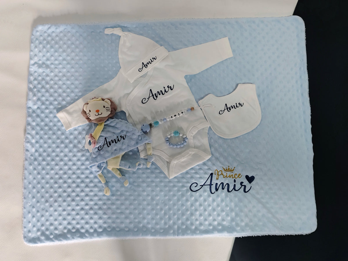 Personalized 6PCS Baby Birthday Gifts Set for Newborn Boy and Girl Custom Baby Security Blanket Onesie Bib Beanie Pacifier Clip