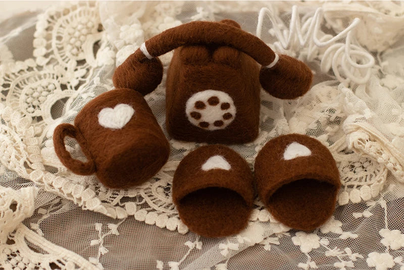 Newborn Photography Props Wool Felt Doll Mini TelePhone Handmade DIY Felting Kit Accessories Baby Photo Shooting Doll